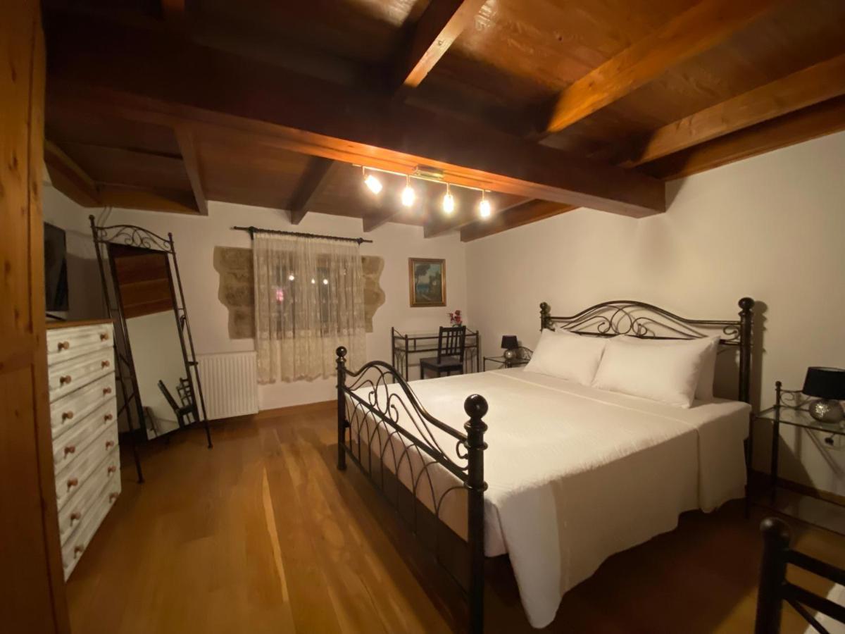 Pegasus House Hotel Corinth Buitenkant foto