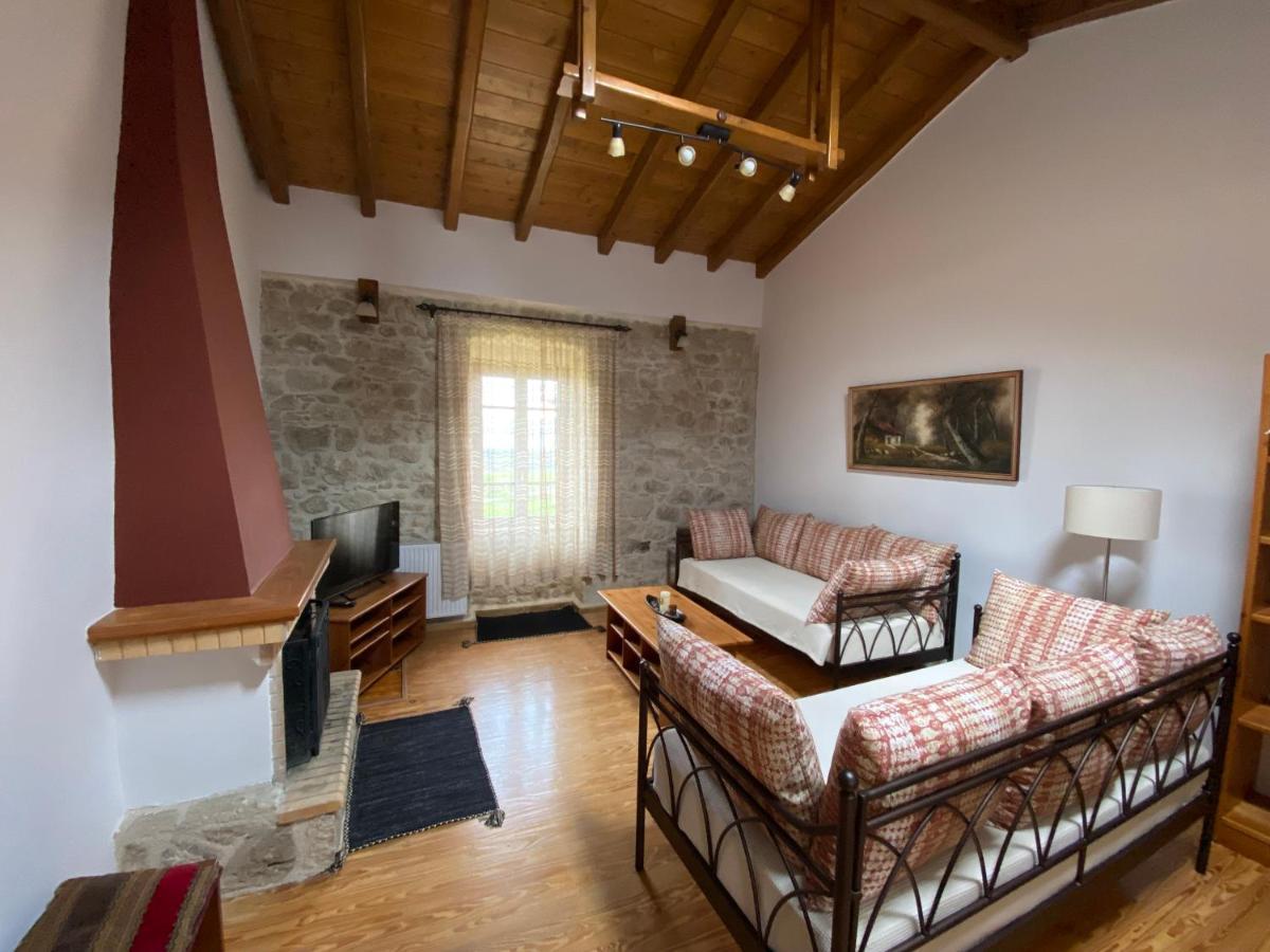 Pegasus House Hotel Corinth Buitenkant foto